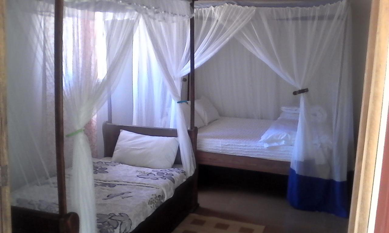 Chez Laurette Hotel Morombe Kültér fotó