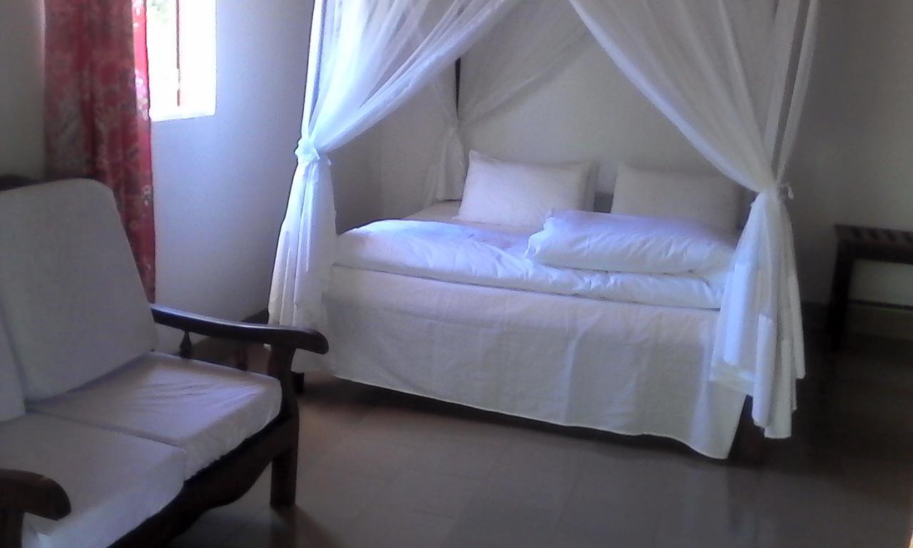 Chez Laurette Hotel Morombe Kültér fotó
