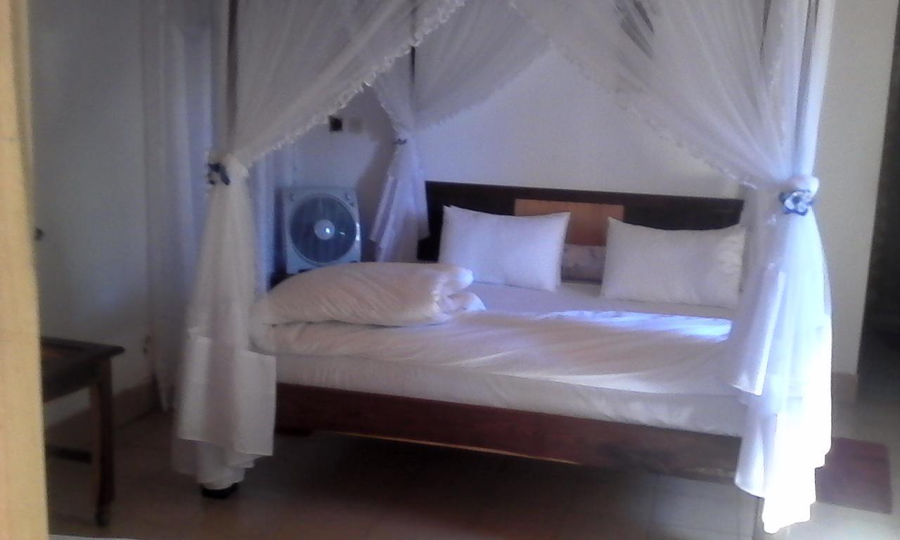Chez Laurette Hotel Morombe Kültér fotó