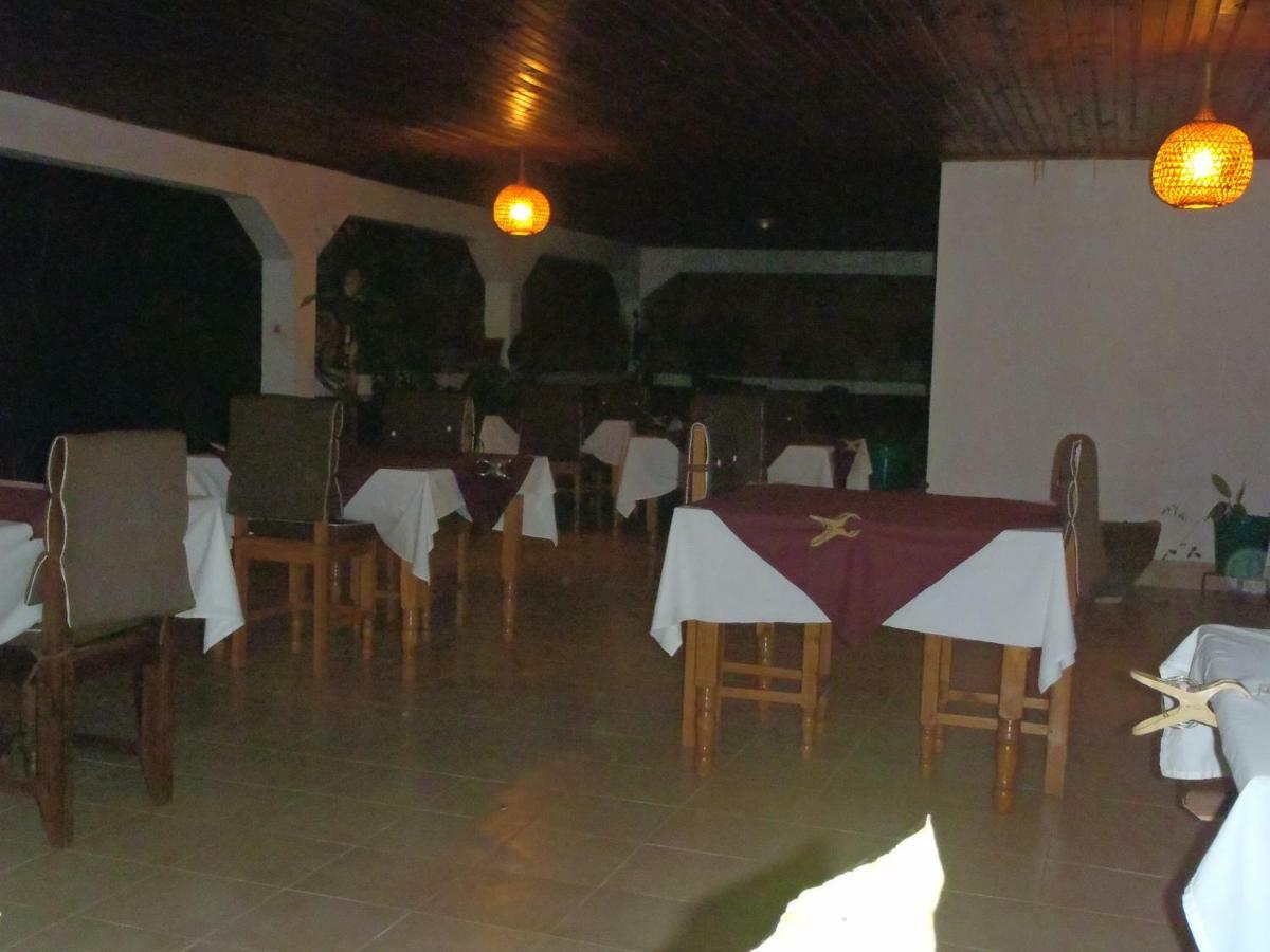 Chez Laurette Hotel Morombe Kültér fotó